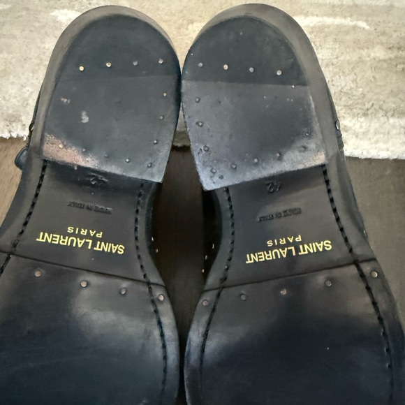 $1,500 Saint Laurent Black Dakota 50 Studded Leather Ankle Boots. main image 4